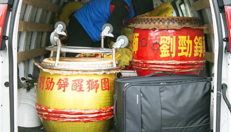 LionDance02