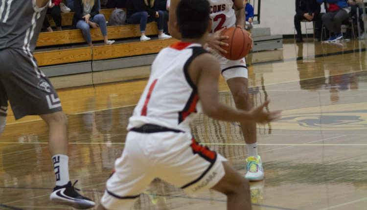 08-basketballupdate-falcons17