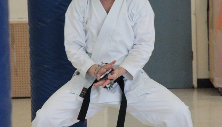 4-5-Kobudo-Tekko