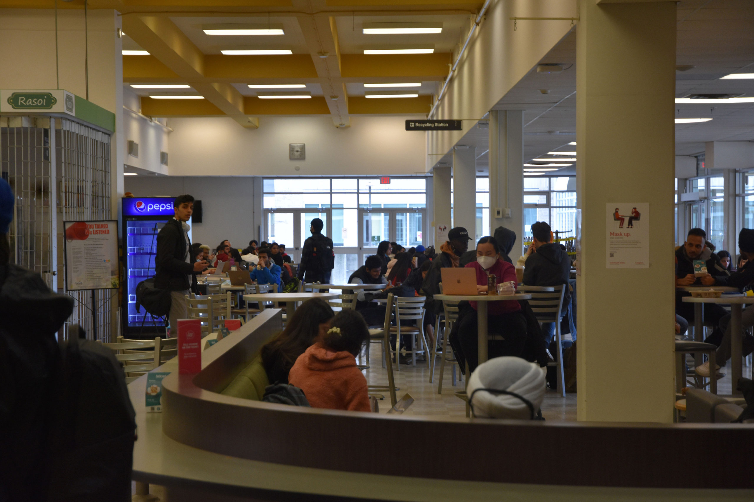 Students crowd together in the Langara cafeteria